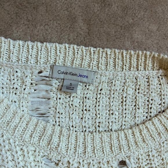 Calvin Klein Distressed Sweater - Picture 3 of 3